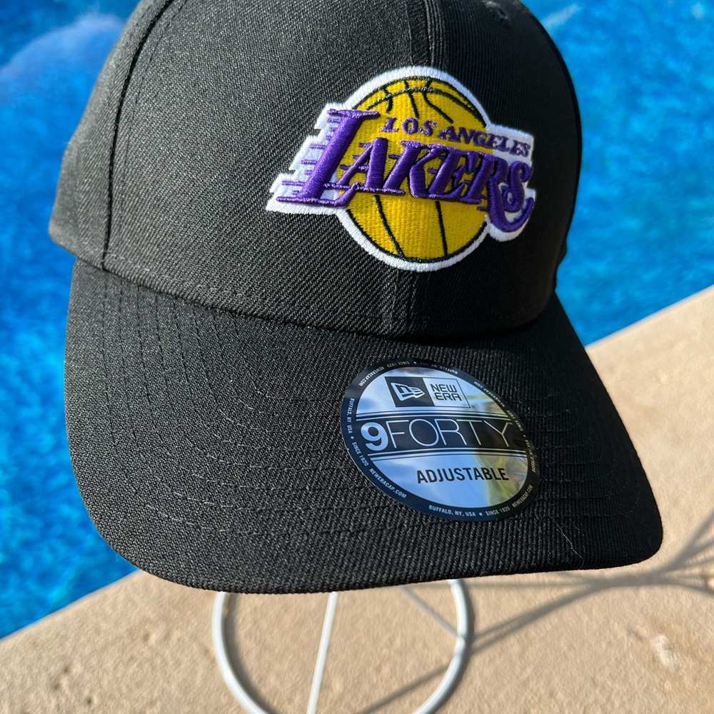 New Era Los Angeles Lakers Hat - Picture 6 of 10